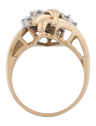 Ring 14K Diamond Cluster Cocktail Ring