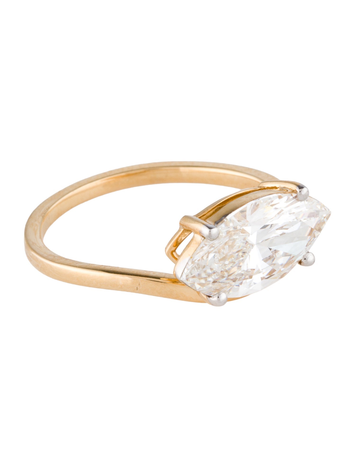 Ring 2.58ct Lab-Grown Diamond Engagement Ring