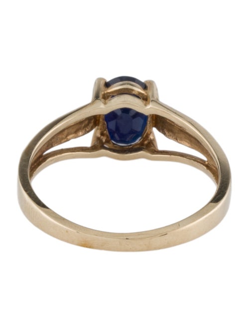 Ring 10K Sapphire Cocktail Ring
