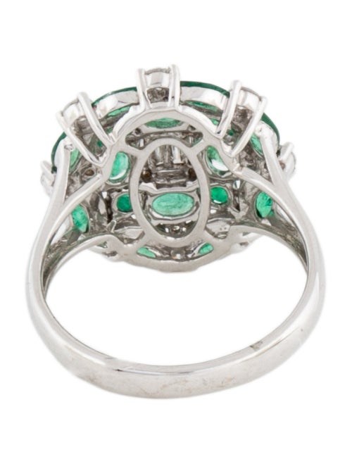 Ring 18K Emerald & Diamond Cocktail Ring
