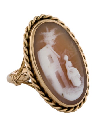 Ring 10K Shell Cameo Cocktail Ring
