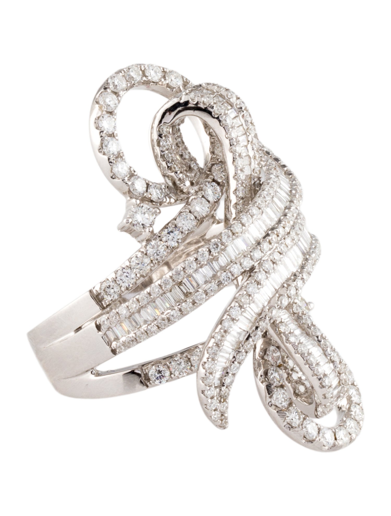 Ring 18K 2.49ctw Diamond Cocktail