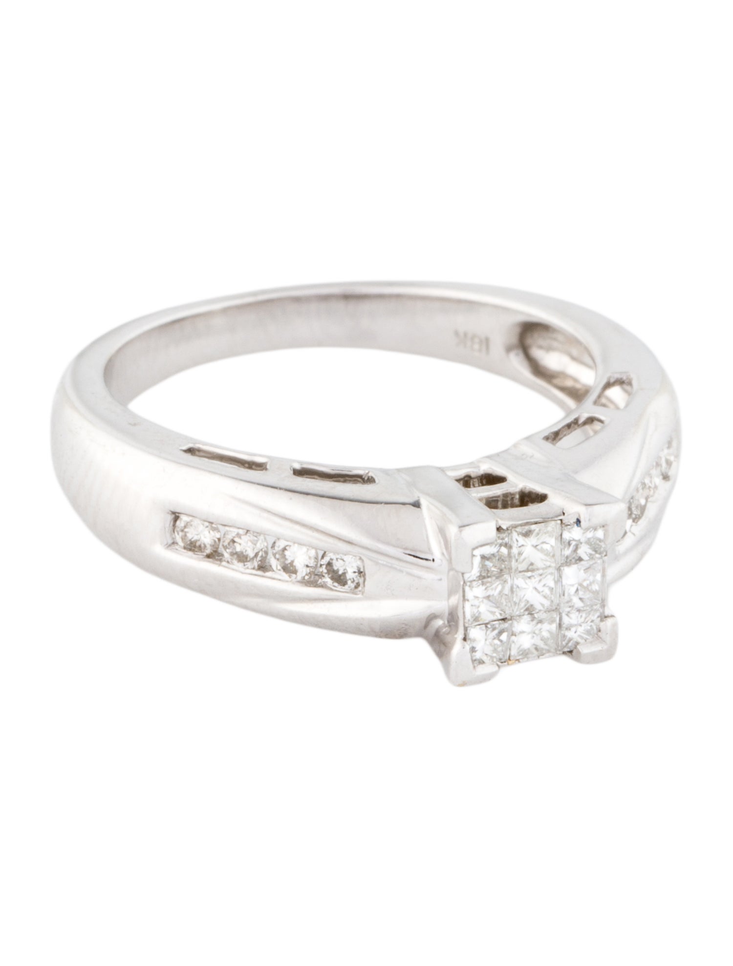 Ring 18K Diamond Princess Cut Cocktail