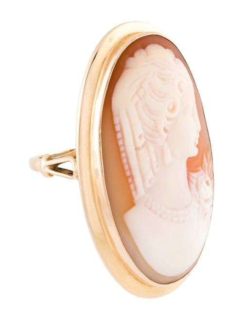 Ring Shell Cameo Ring