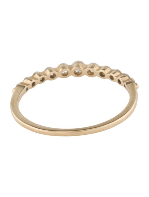 Ring 14K Graduated Diamond Ring