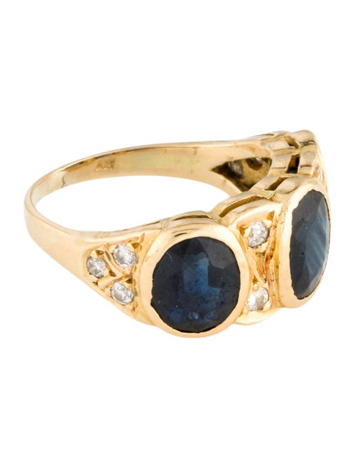 Ring 18K 2.94ctw Sapphire & Diamond Three Stone Band