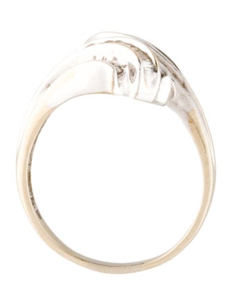 Ring 10K Diamond Cocktail Ring