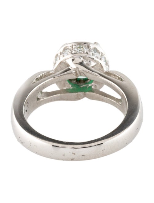 Ring Platinum Emerald & Diamond Cocktail Ring