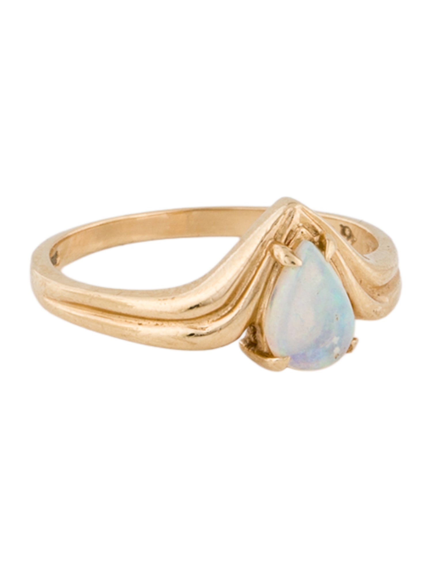 Ring 14K Opal Cocktail
