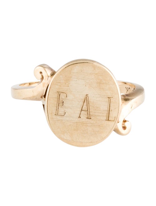 Ring 10K Signet Ring