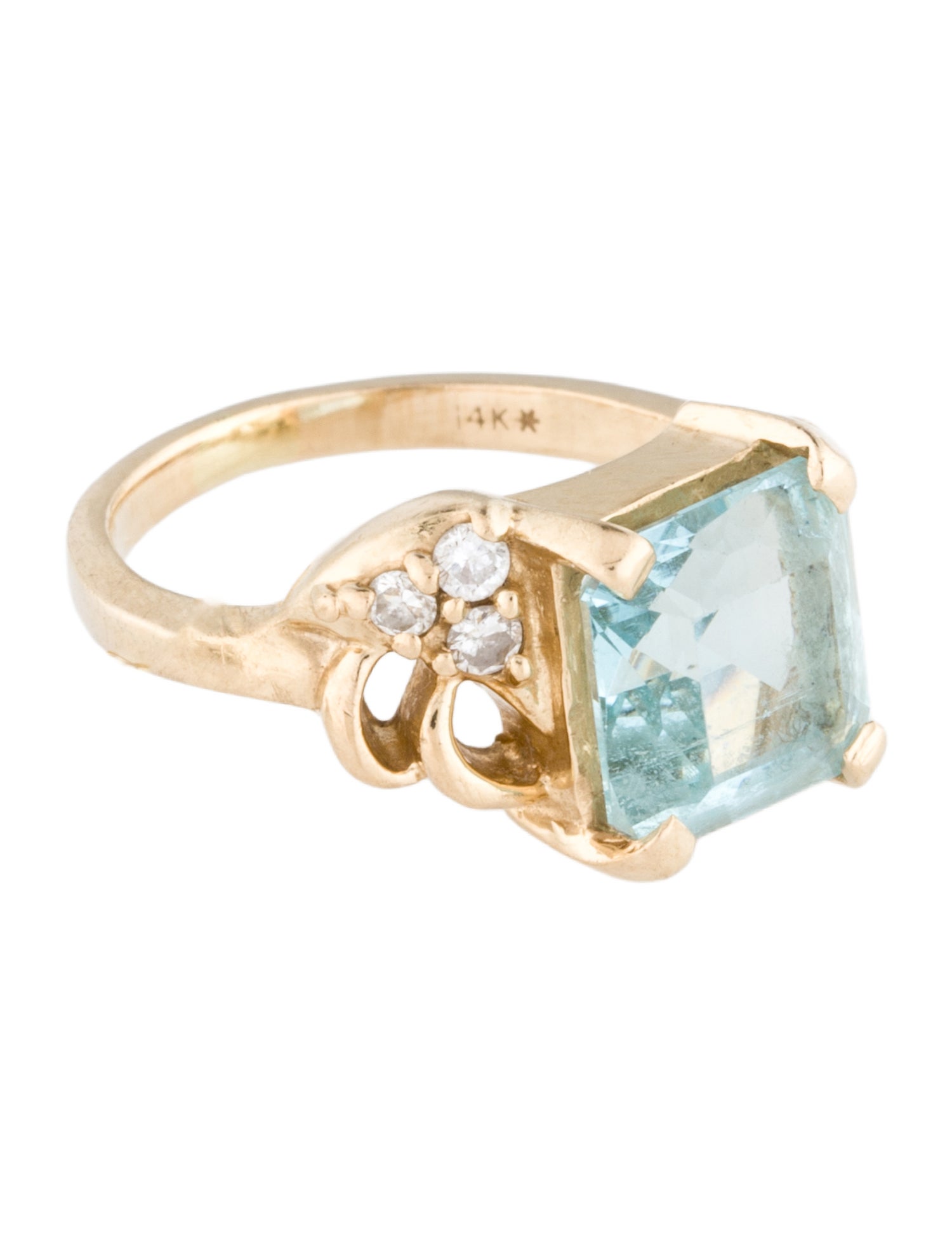 Ring 14K 2.19ct Aquamarine & Diamond