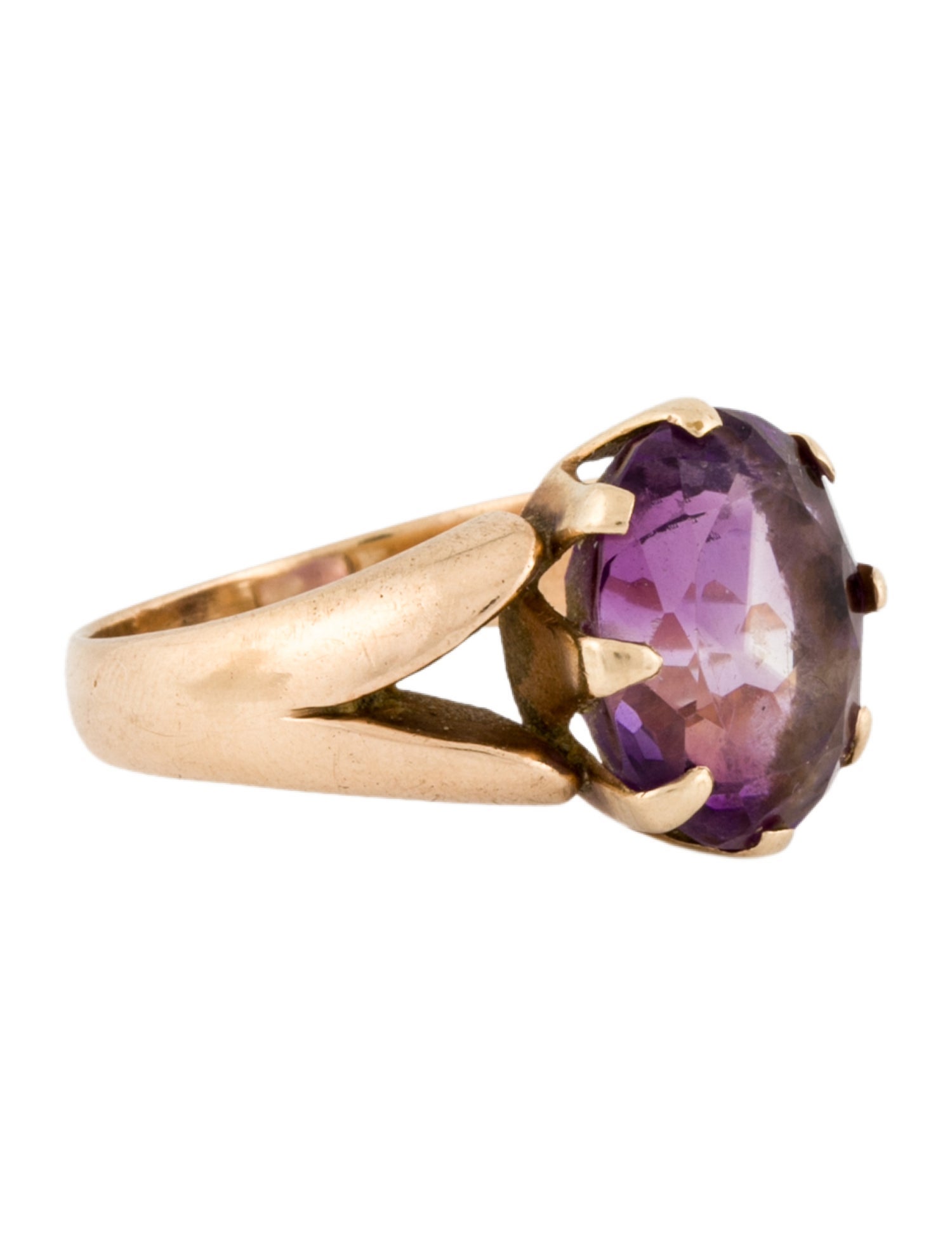 Ring 14K Amethyst Cocktail