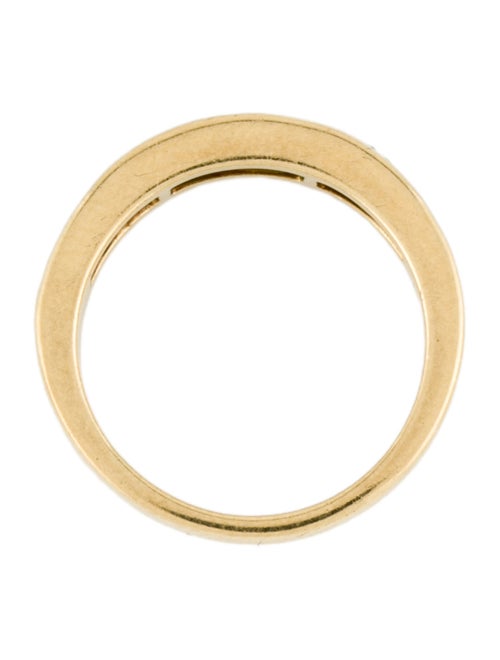 Ring 18K Emerald & Diamond Band