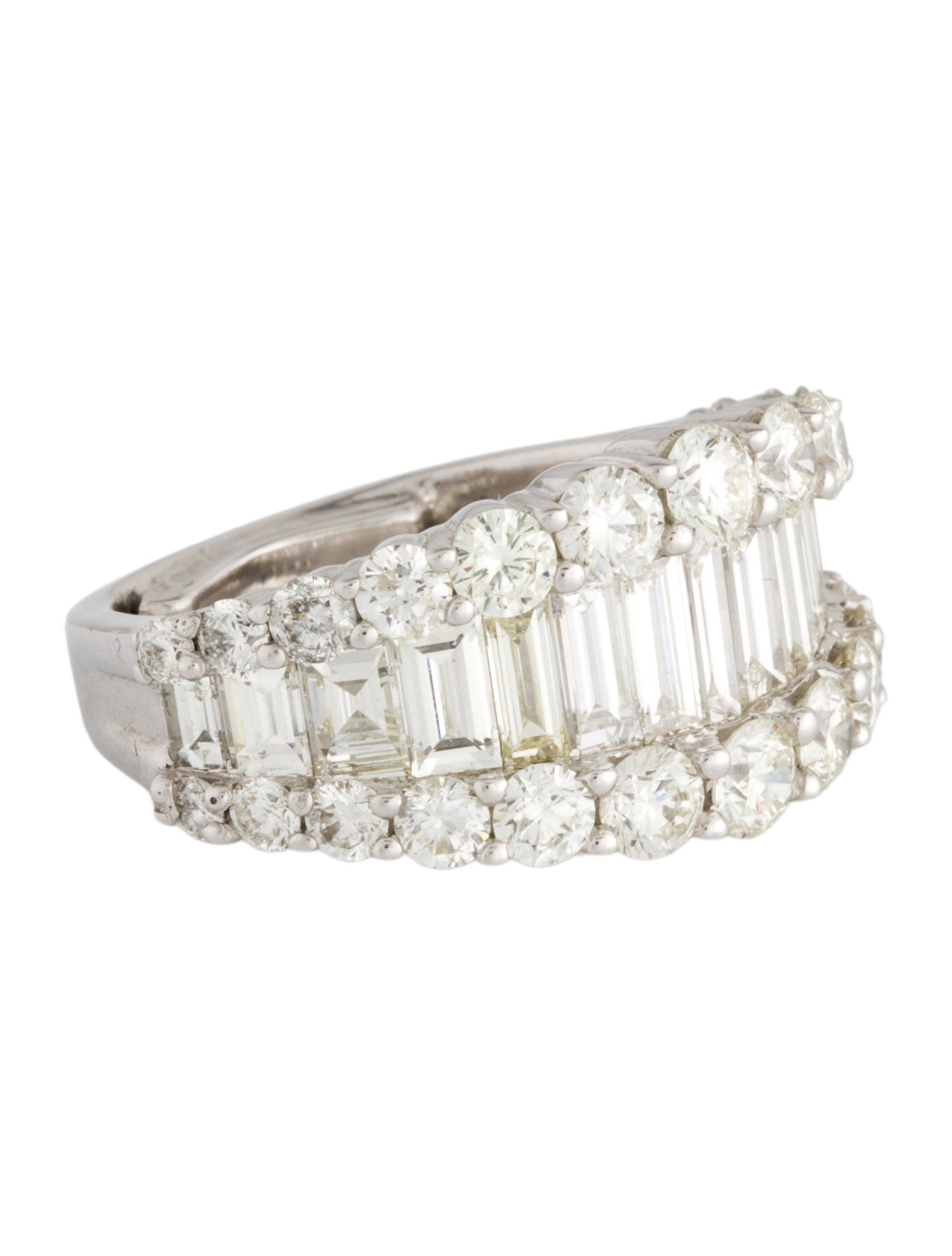 Ring 14K 3.65ctw Diamond Band