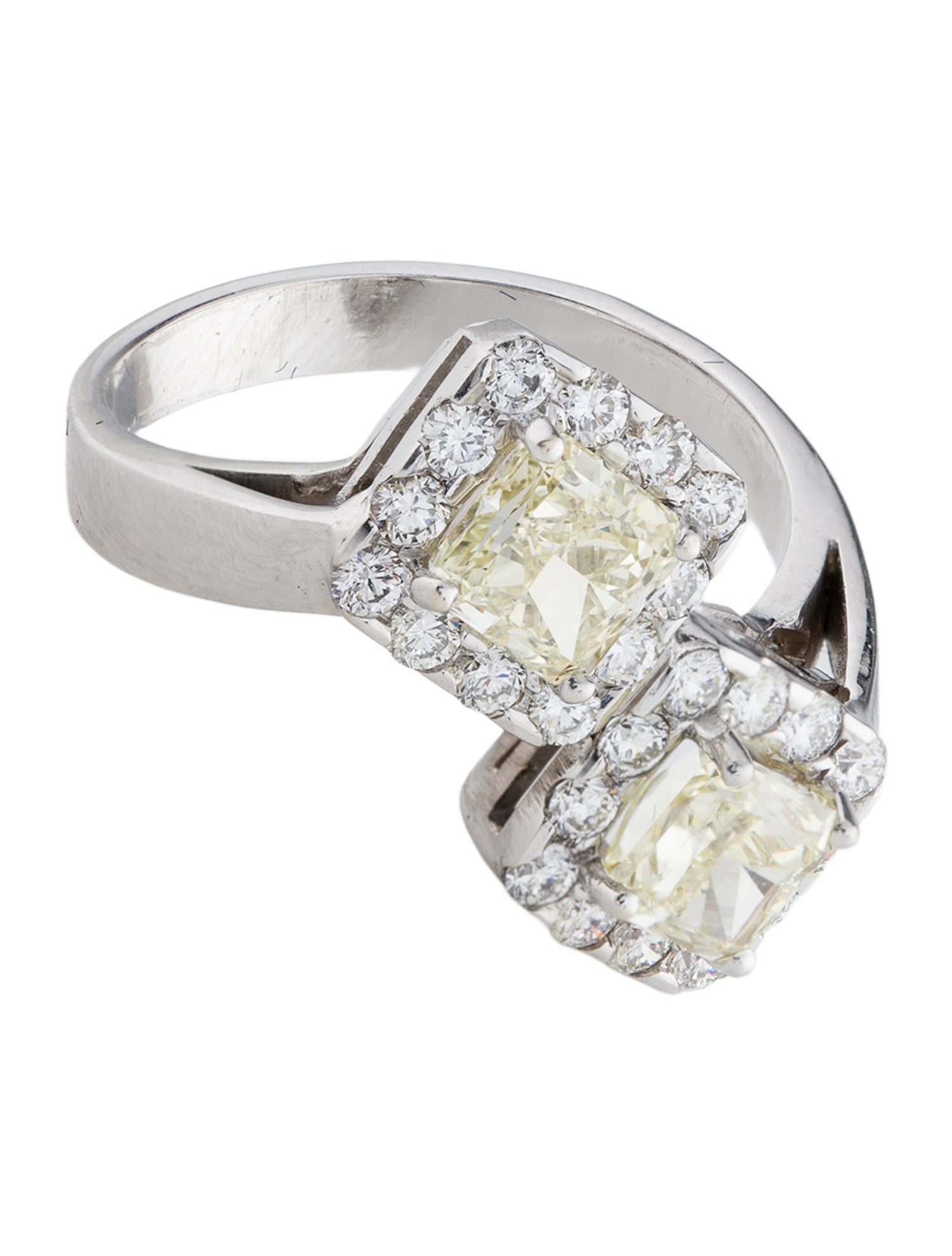 Ring 14K 2.42ctw Diamond Cocktail Ring