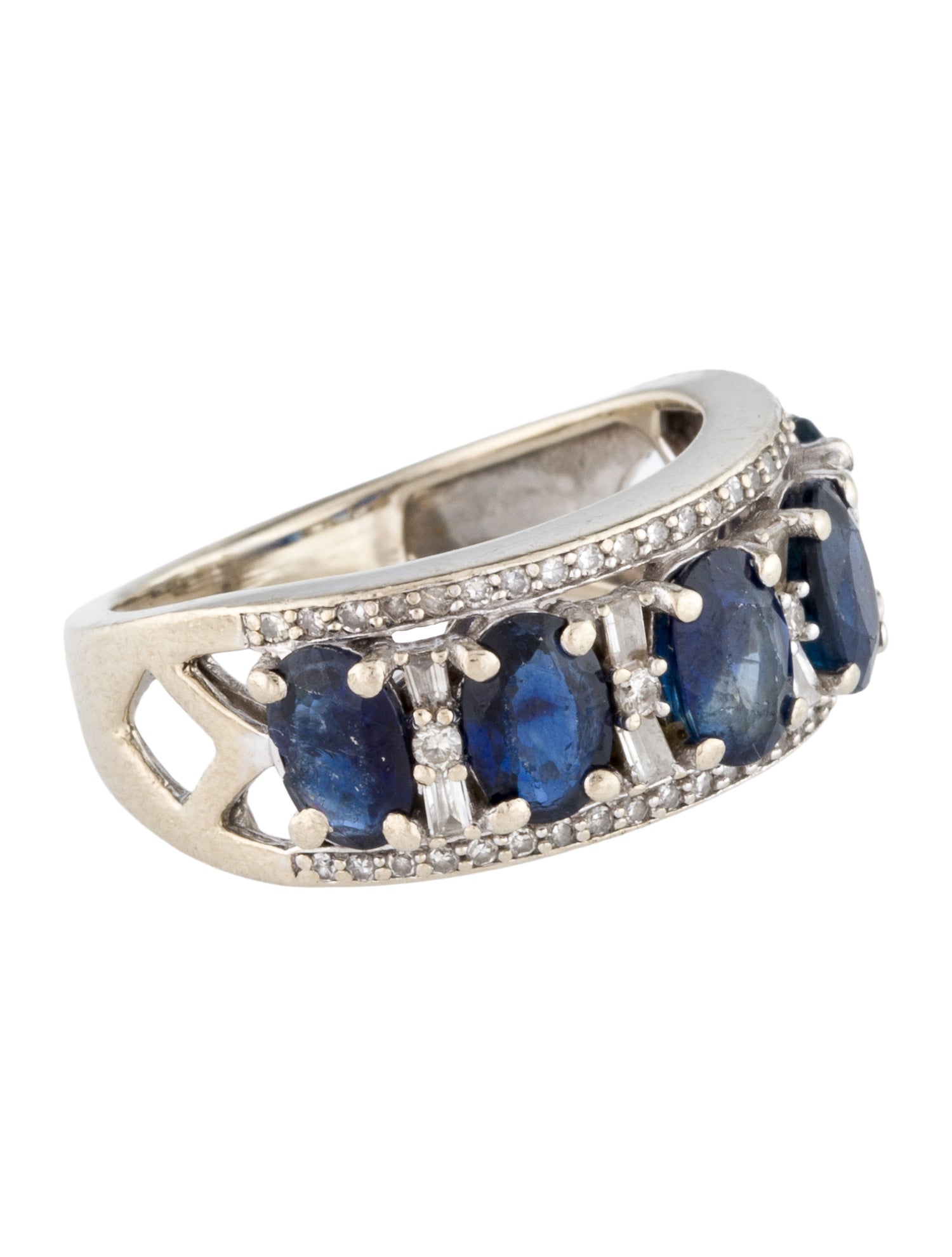 Ring 14K 2.16ctw Sapphire and Diamond