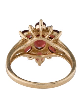 Ring 14K 2.30ctw Garnet & Diamond Cocktail Ring