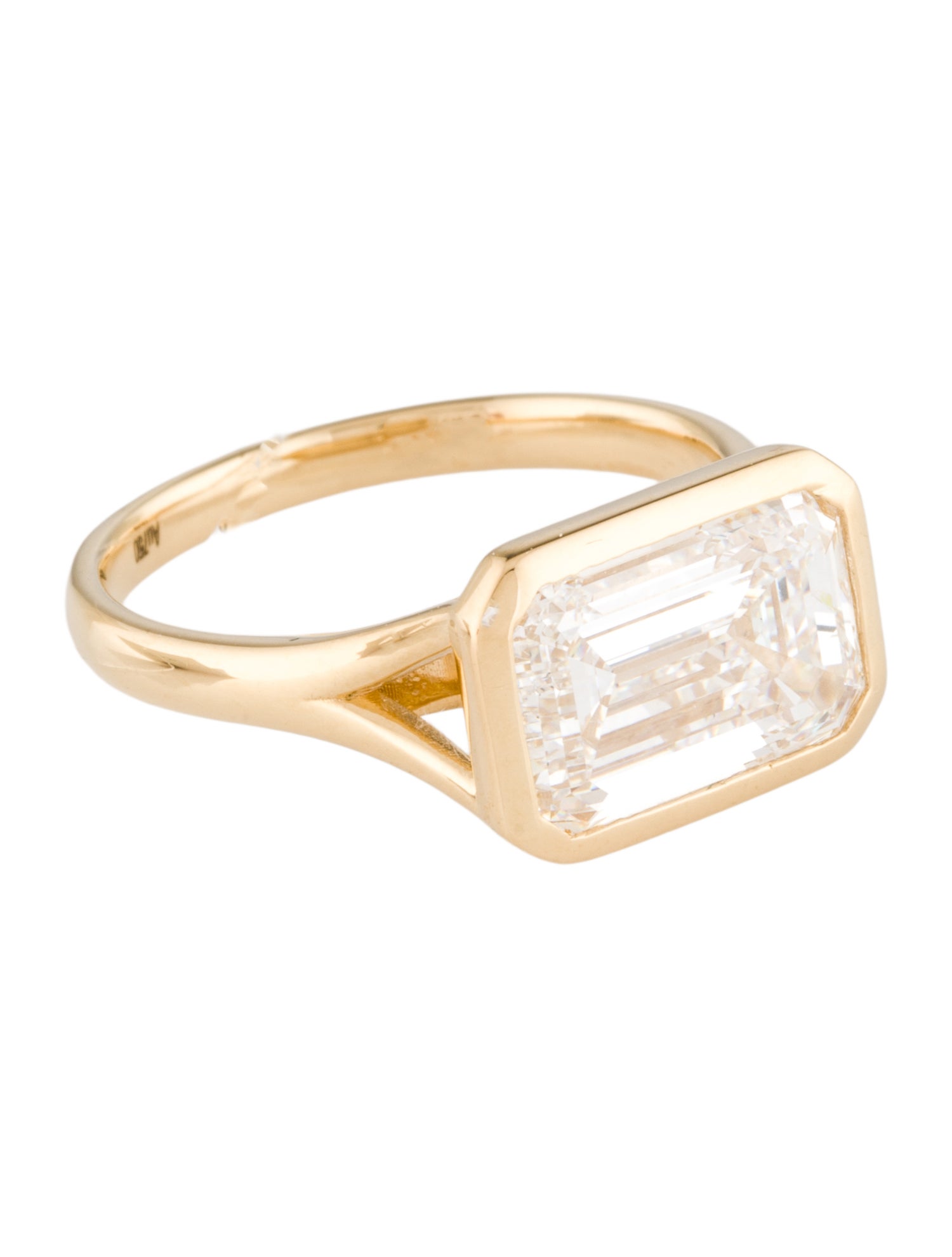 Ring 18K 4.14ct Lab-Grown Diamond Engagement Ring