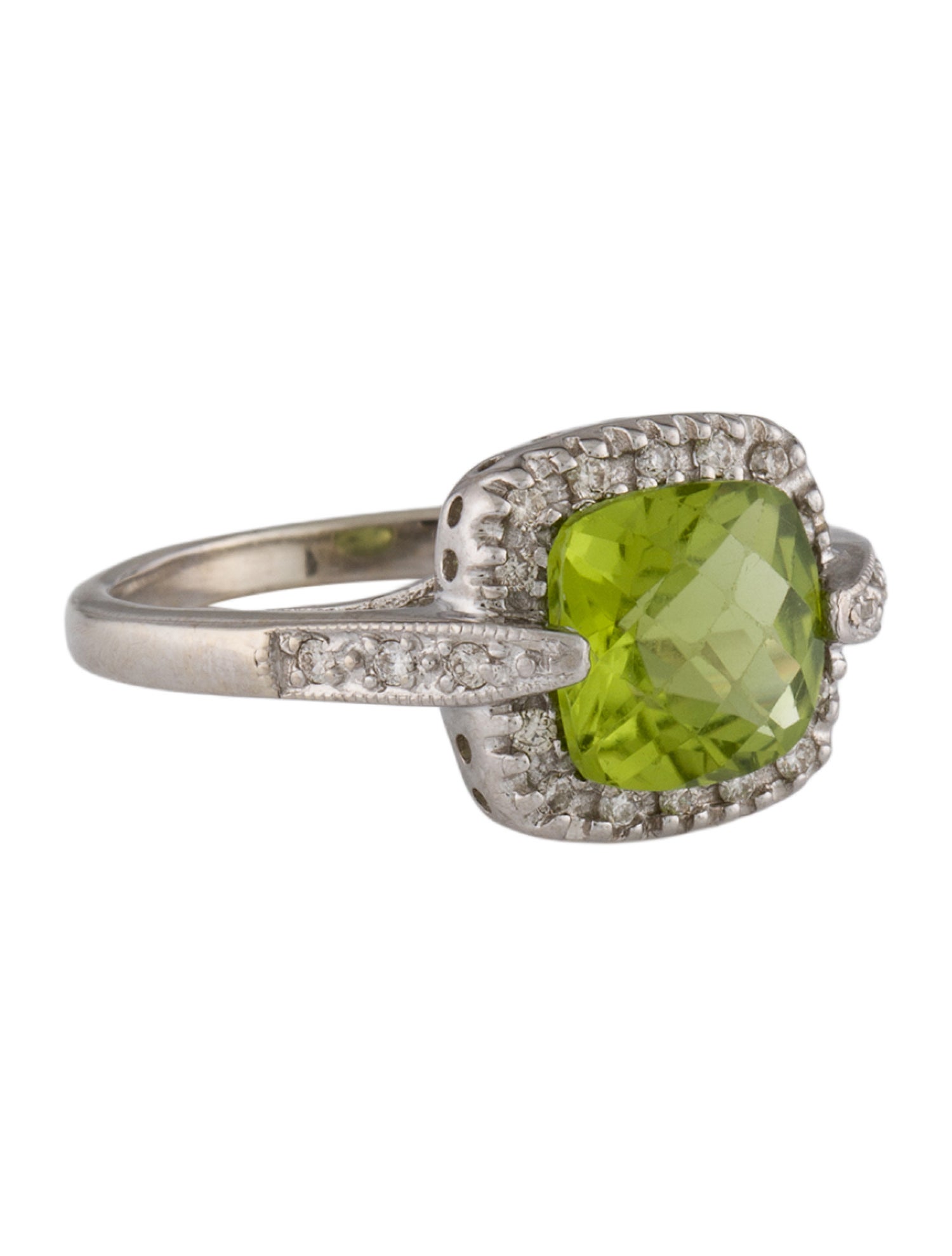 Ring 14K Peridot & Diamond Cocktail