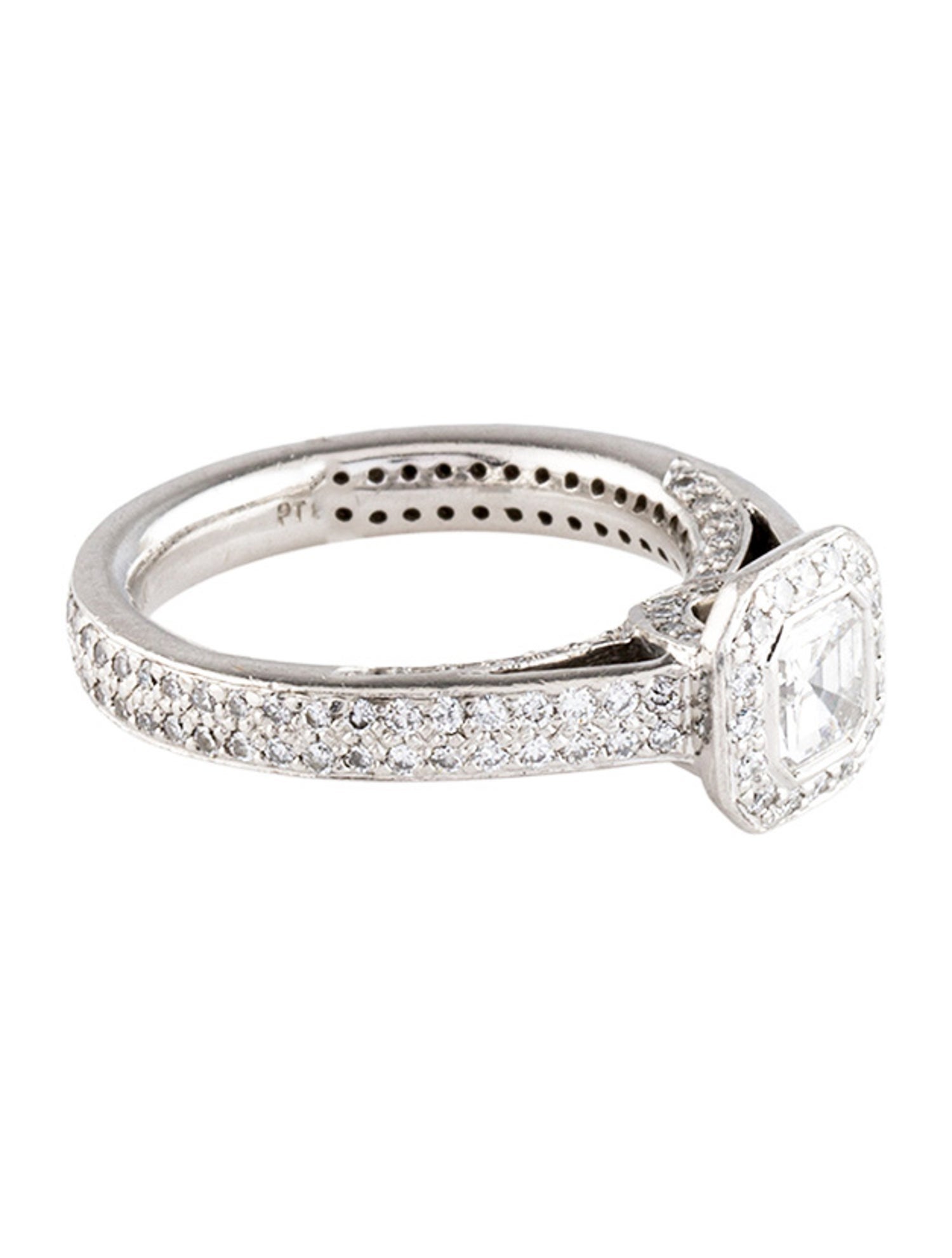 Ring Ritani Platinum Diamond Engagement Ring