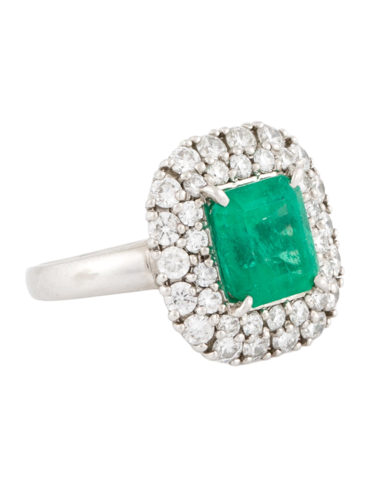Ring Platinum 2.78ct Emerald & Diamond Cocktail