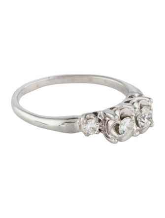 Ring Schneider's 18K Diamond Cocktail Ring