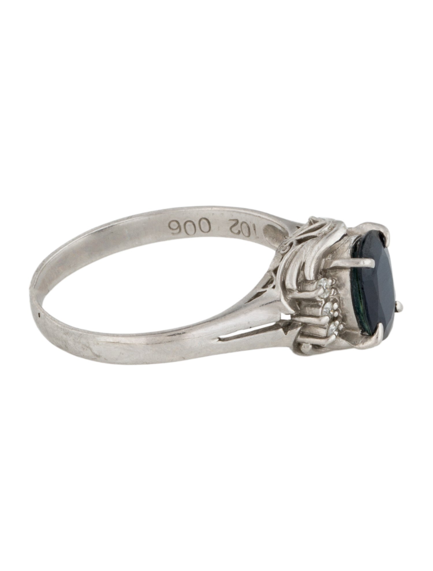 Ring Platinum Sapphire & Diamond Cocktail Ring