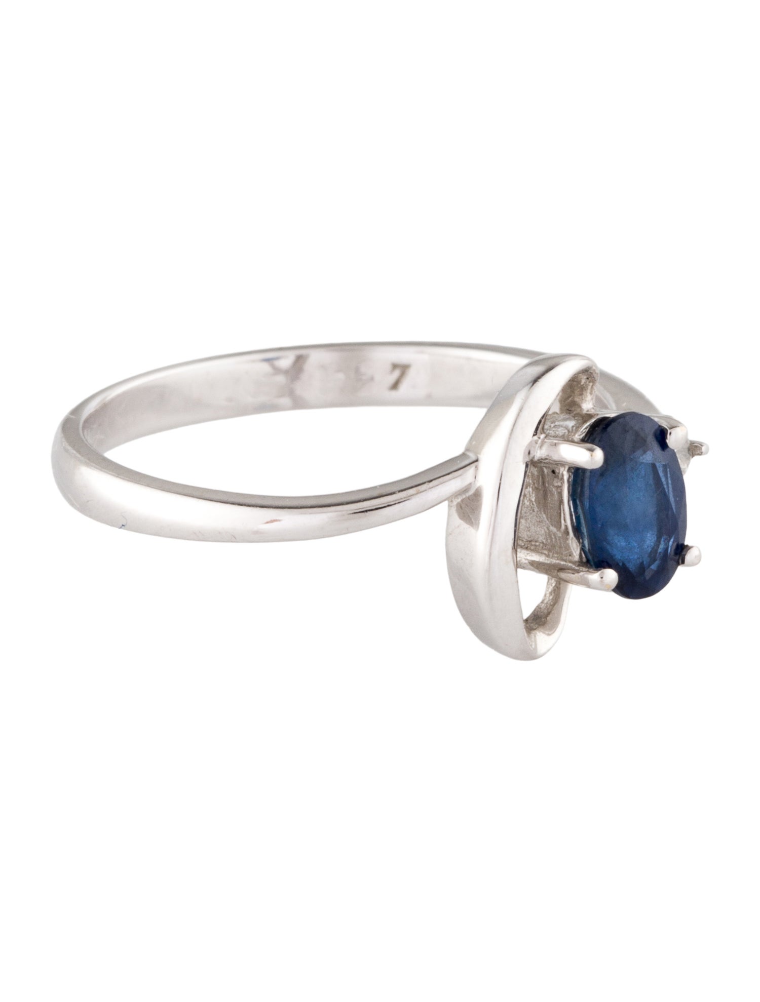 Ring 18K Sapphire & Diamond Cocktail