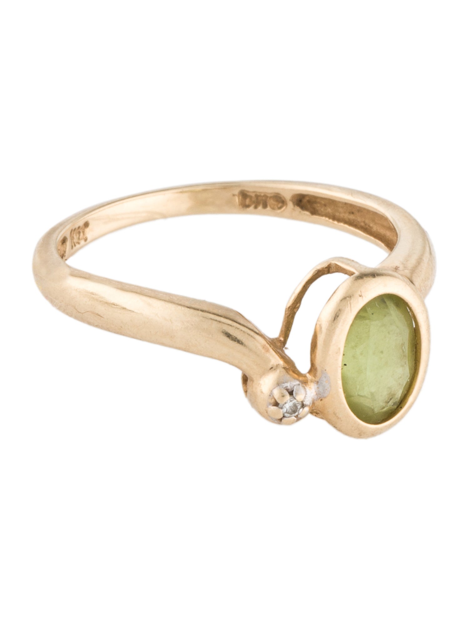 Ring 14K Peridot & Diamond Cocktail