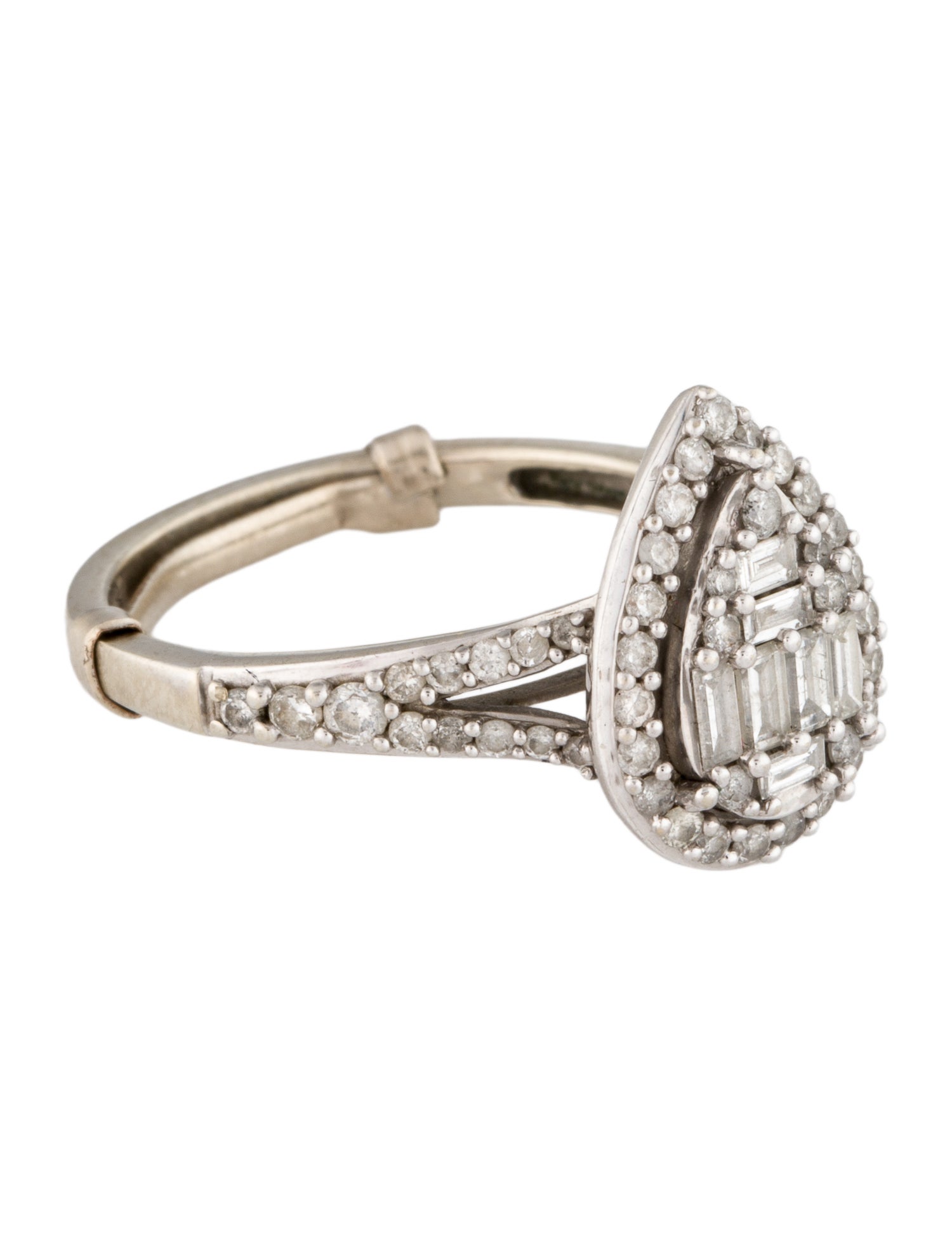 Ring 10K Diamond Cocktail