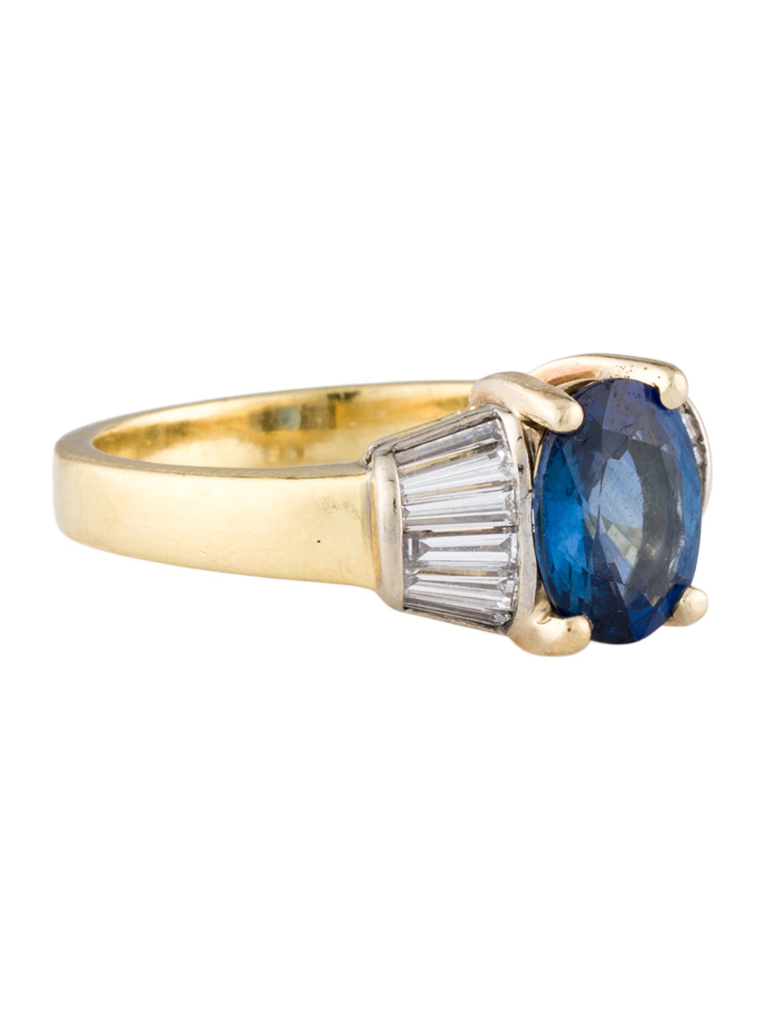 Ring 18K 2.30ct Sapphire & Diamond Cocktail