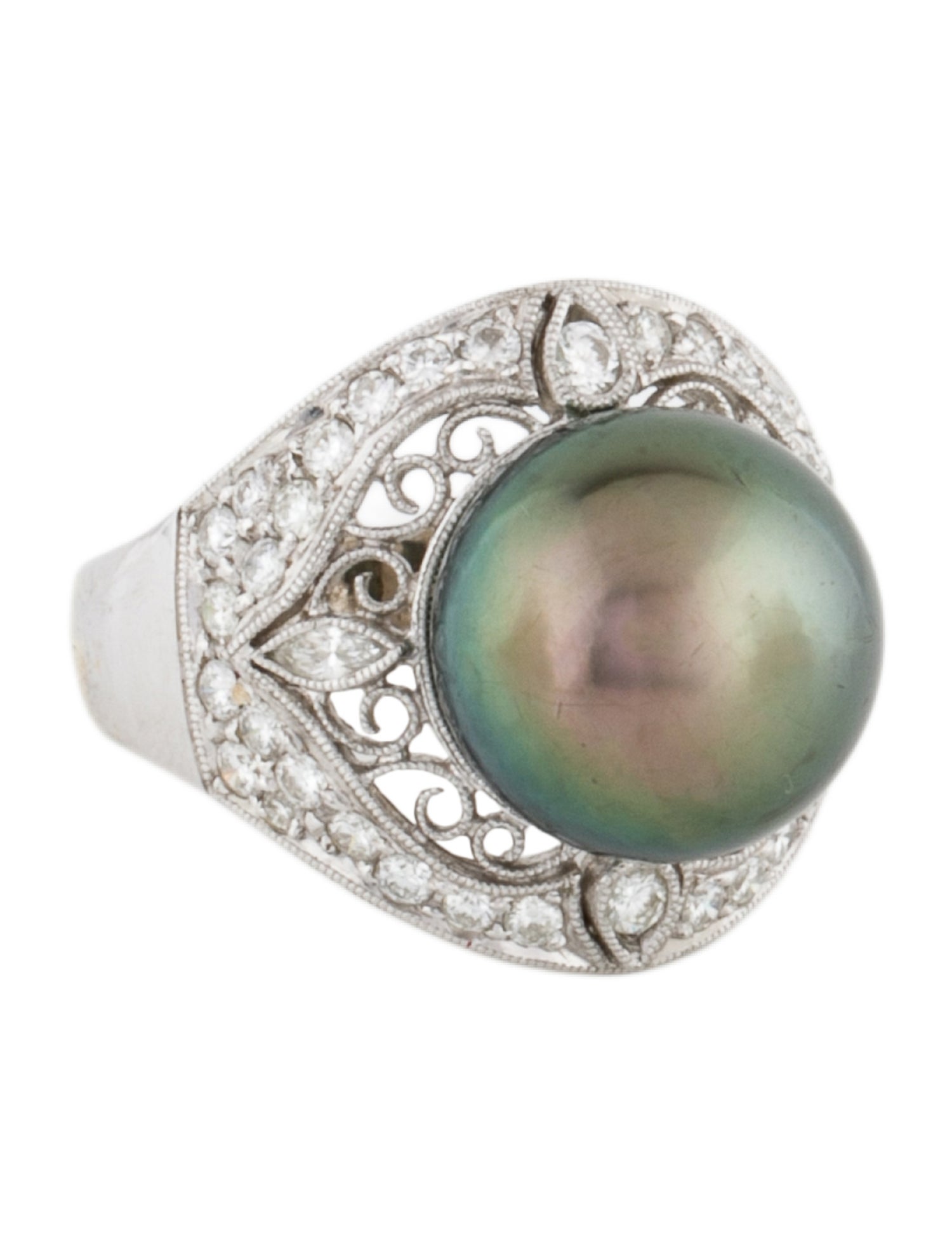 Ring 18K Cultured Pearl & Diamond Cocktail