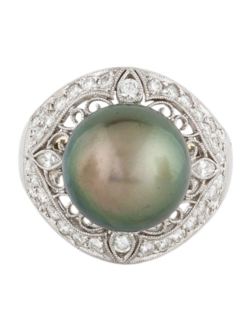Ring 18K Cultured Pearl & Diamond Cocktail Ring