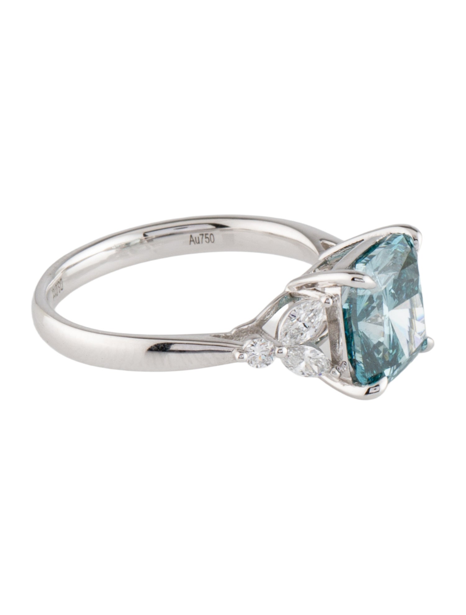 Ring 3.01ct Lab-Grown Diamond Engagement