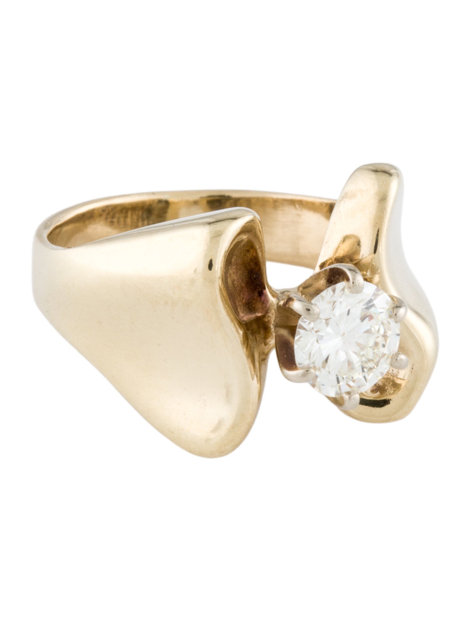 Ring 10K Diamond Cocktail