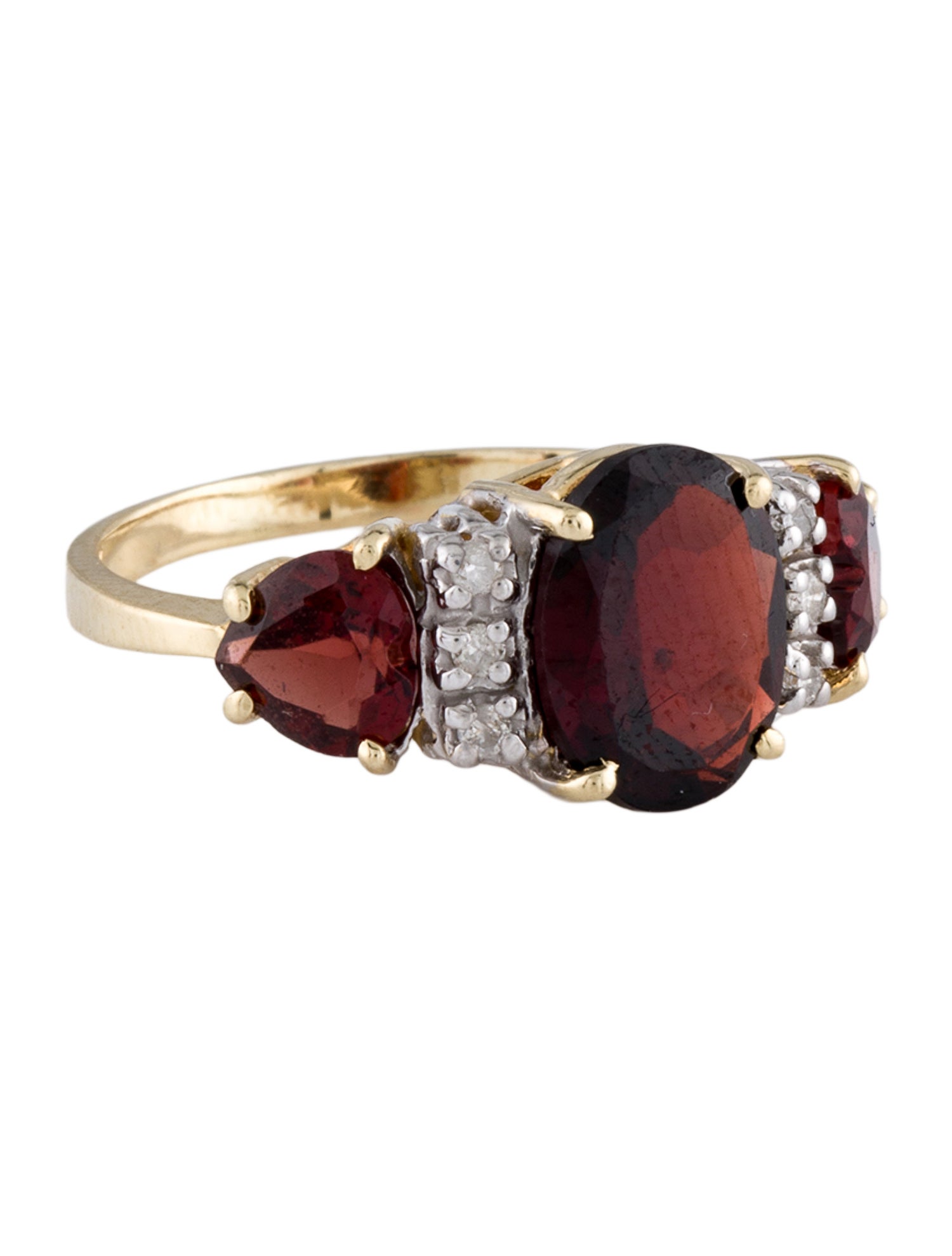Ring 14K Garnet & Diamond Cocktail