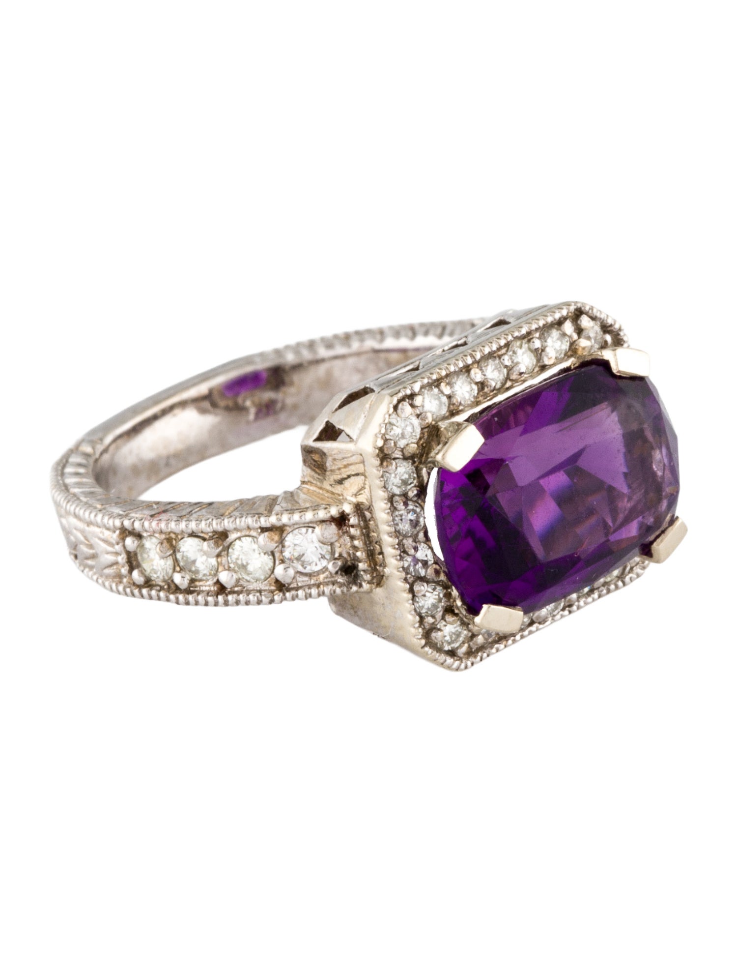 Ring 14K 3.90ctw Amethyst & Diamond Cocktail