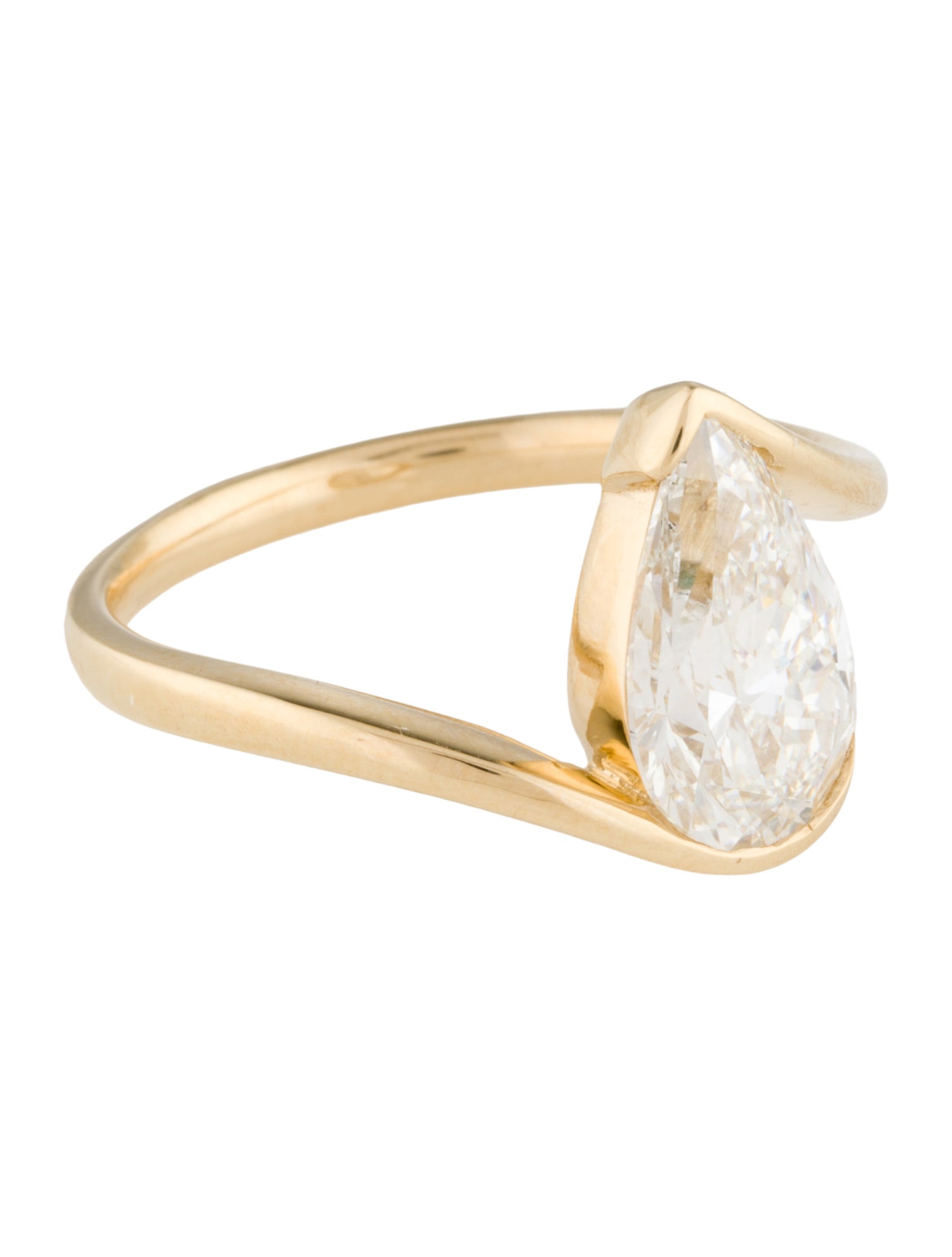 Ring 2.10ctw Lab-Grown Diamond Engagement Ring