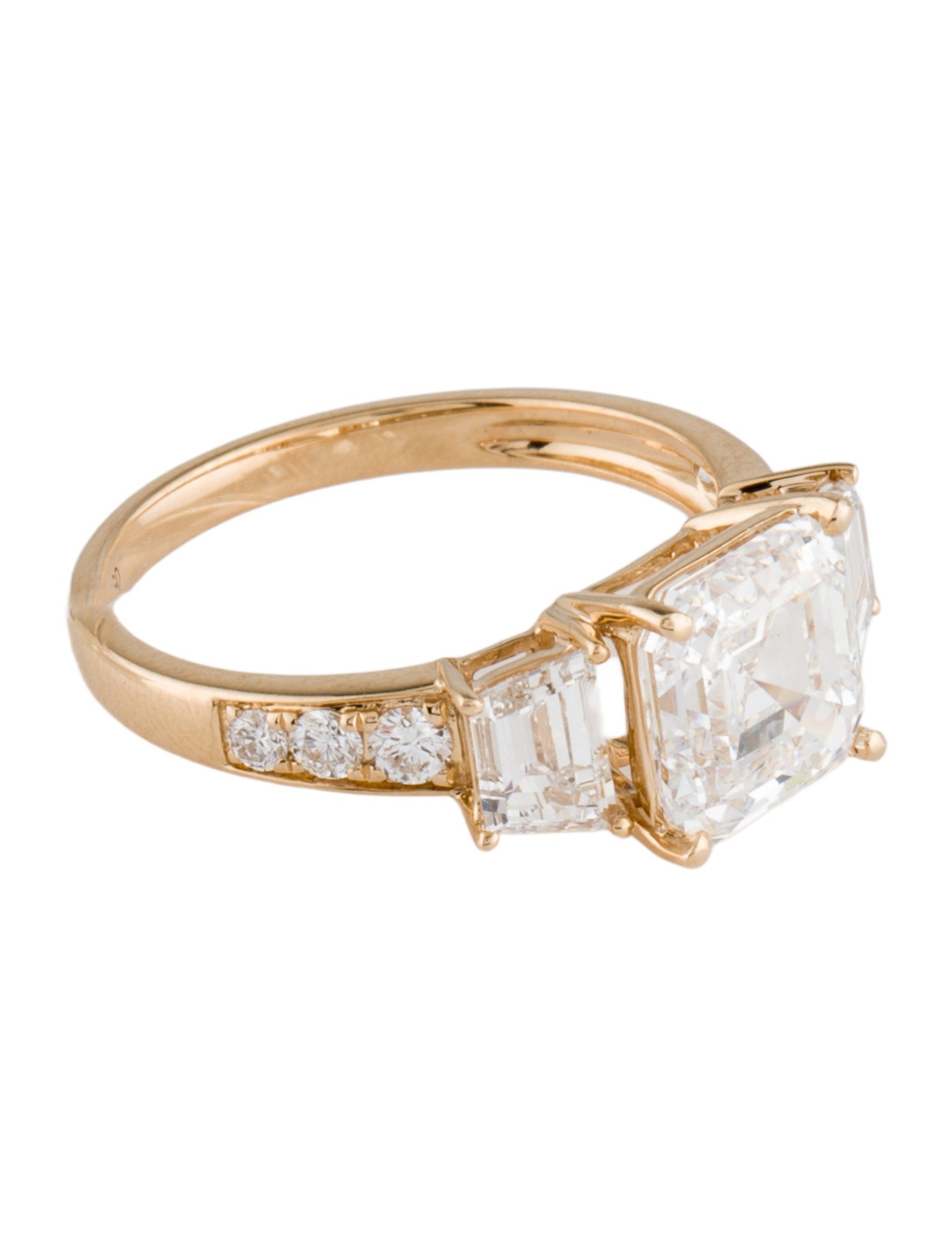 Ring 3.02ct Lab-Grown Diamond Engagement Ring