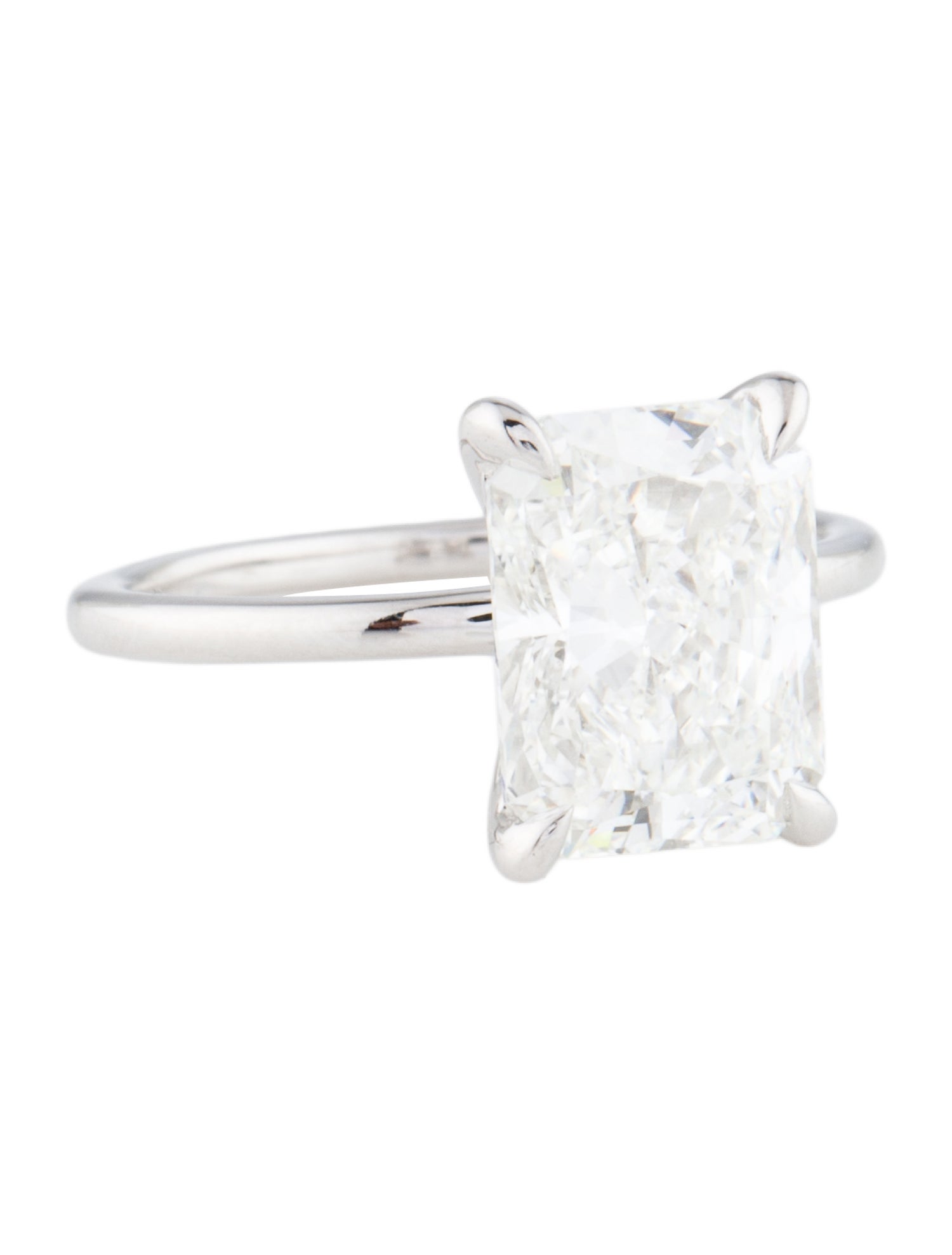 Ring 4.02ct Lab-Grown Diamond Engagement Ring