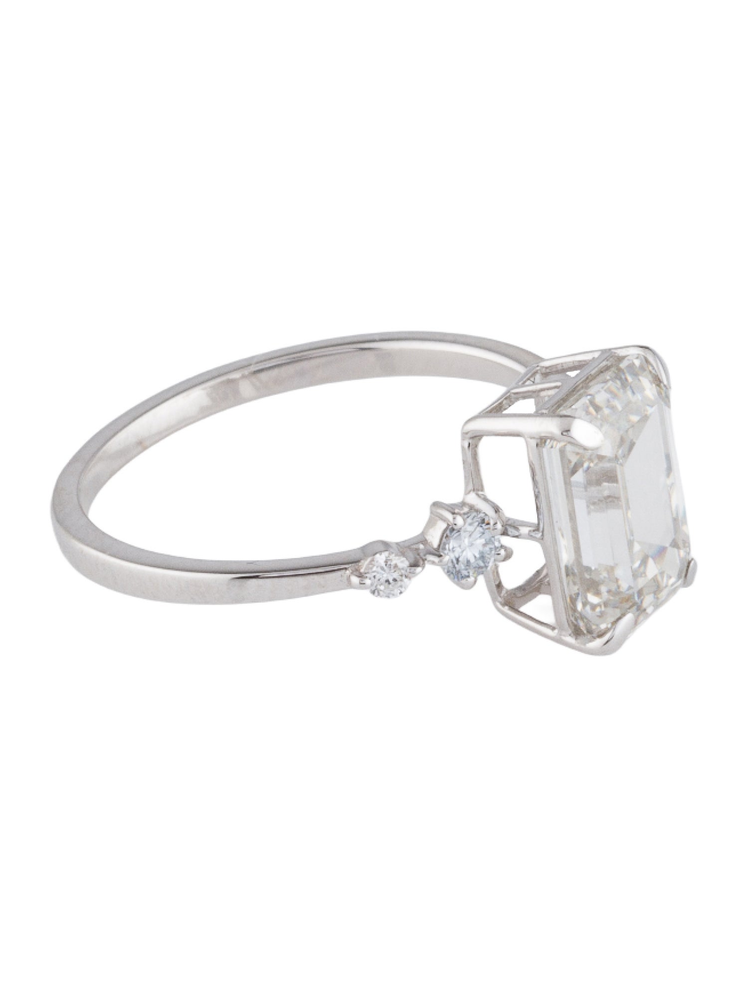 Ring 2.92ct Lab-Grown Diamond Engagement Ring