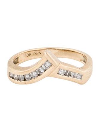 Ring 10K Diamond Contour Band Ring