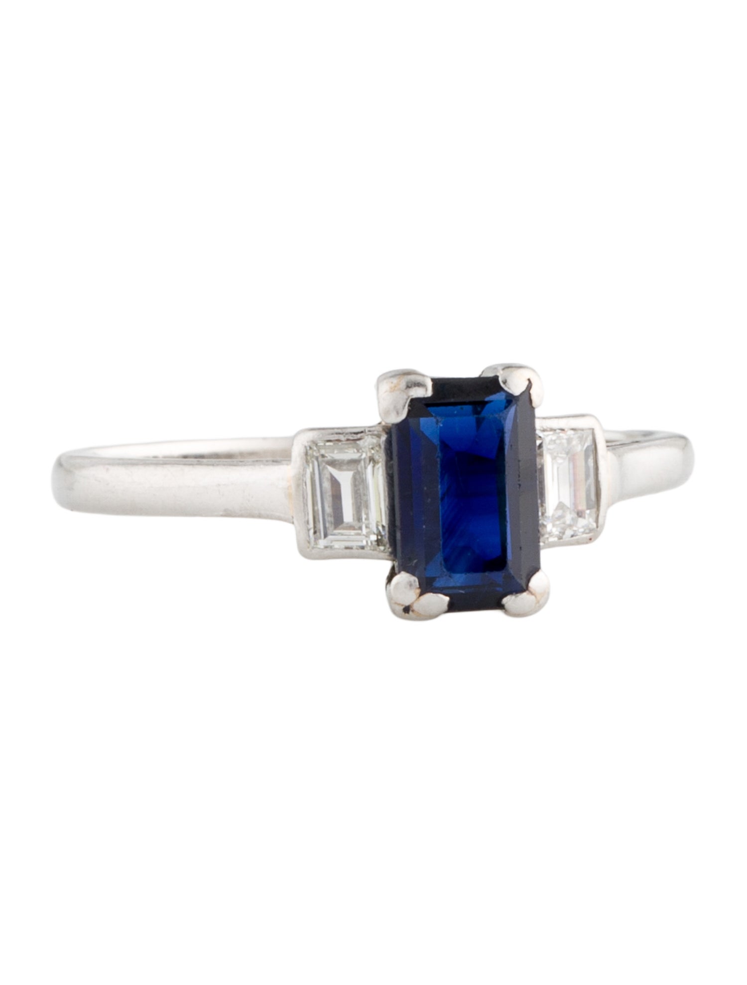 Ring Sapphire & Diamond Cocktail Ring