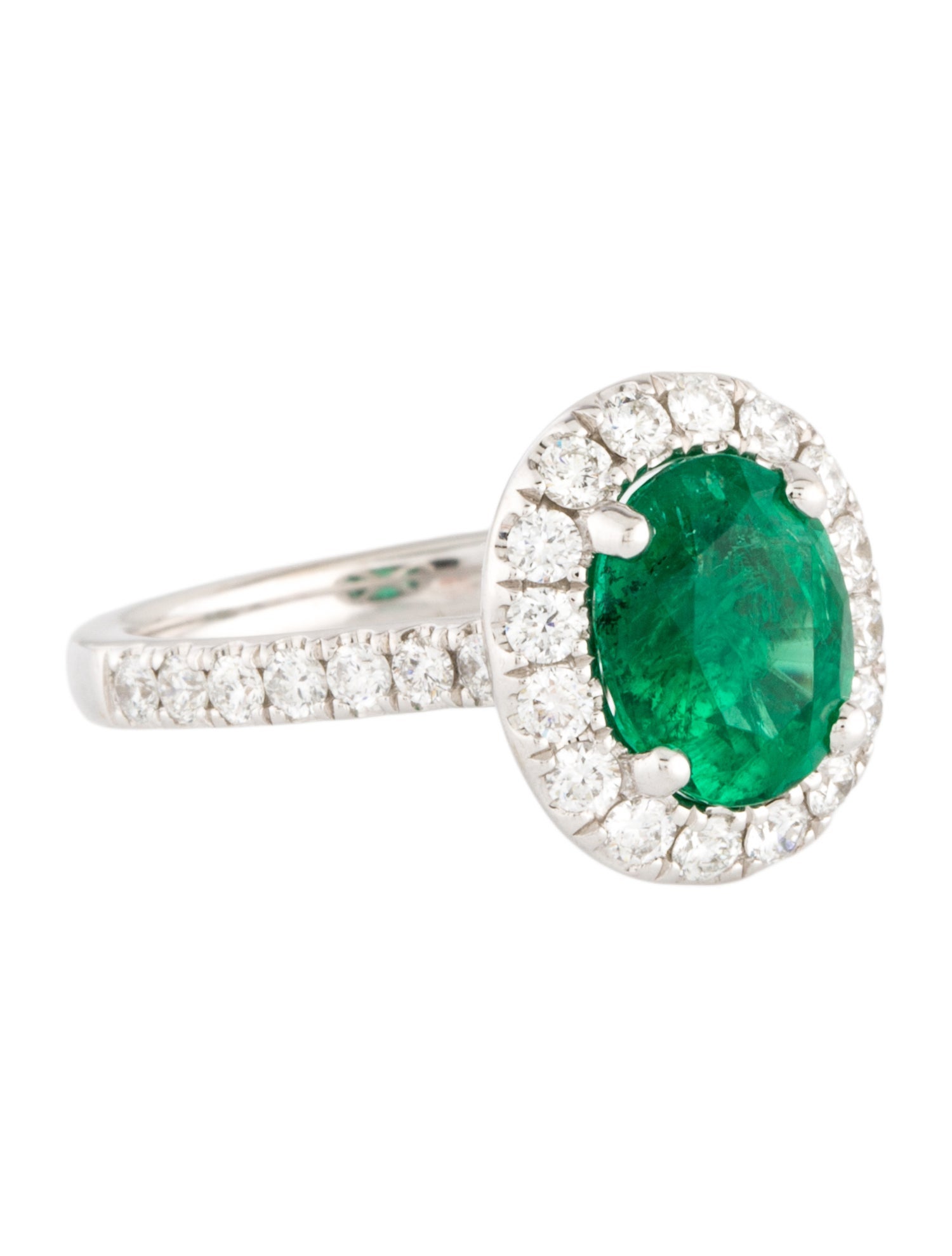 Ring 18K 2.20ct Emerald & Diamond Cocktail