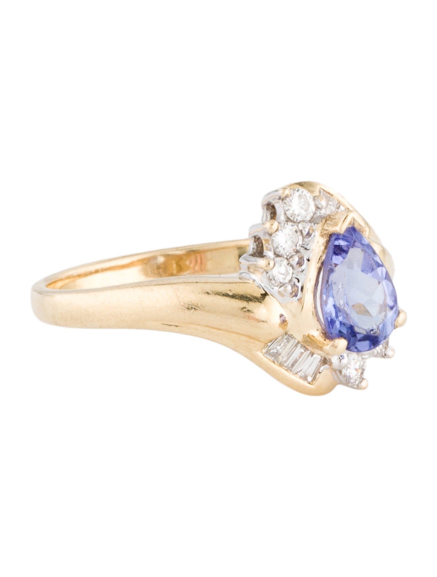Ring 14K Tanzanite & Diamond