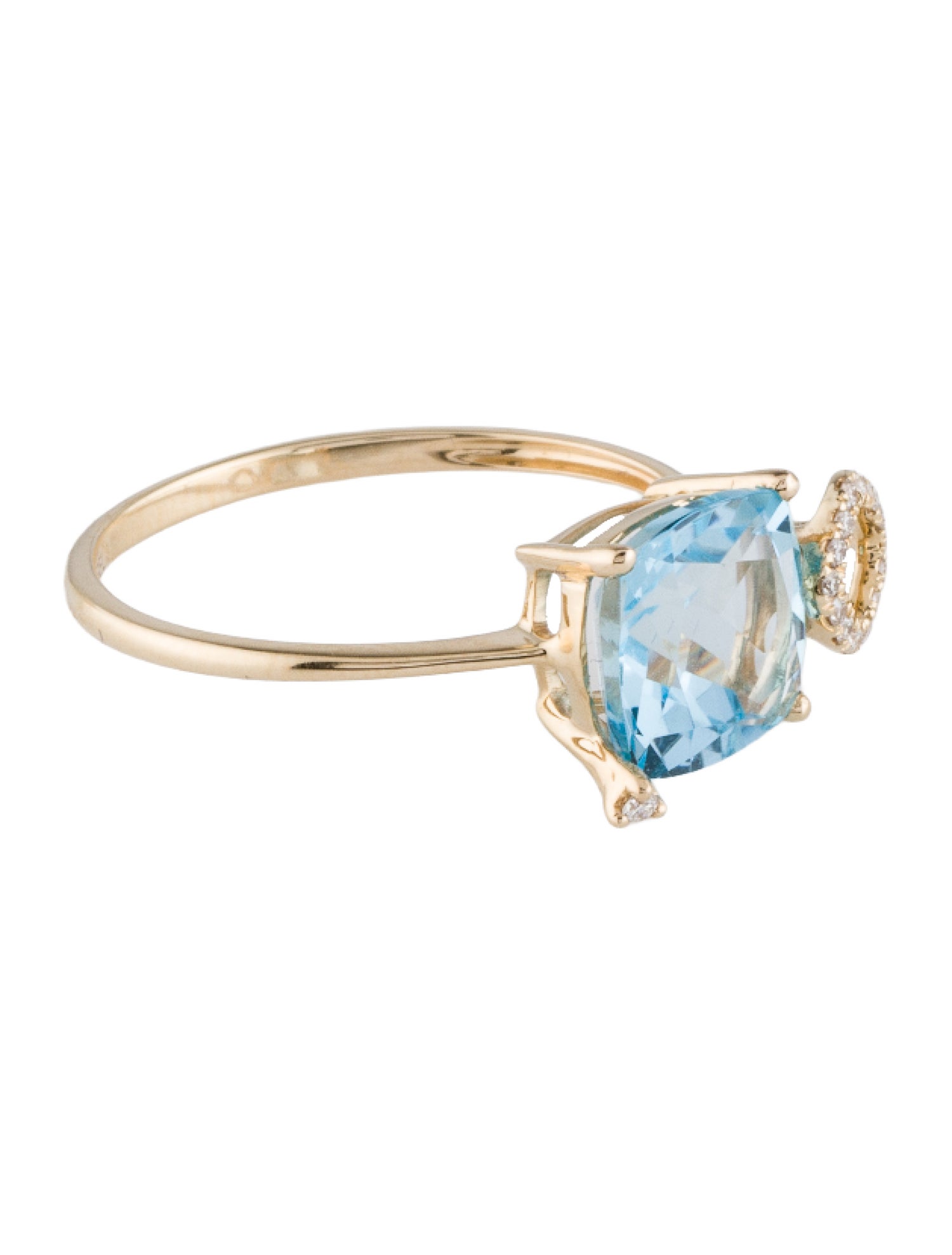 Ring 14K Topaz & Diamond Cocktail