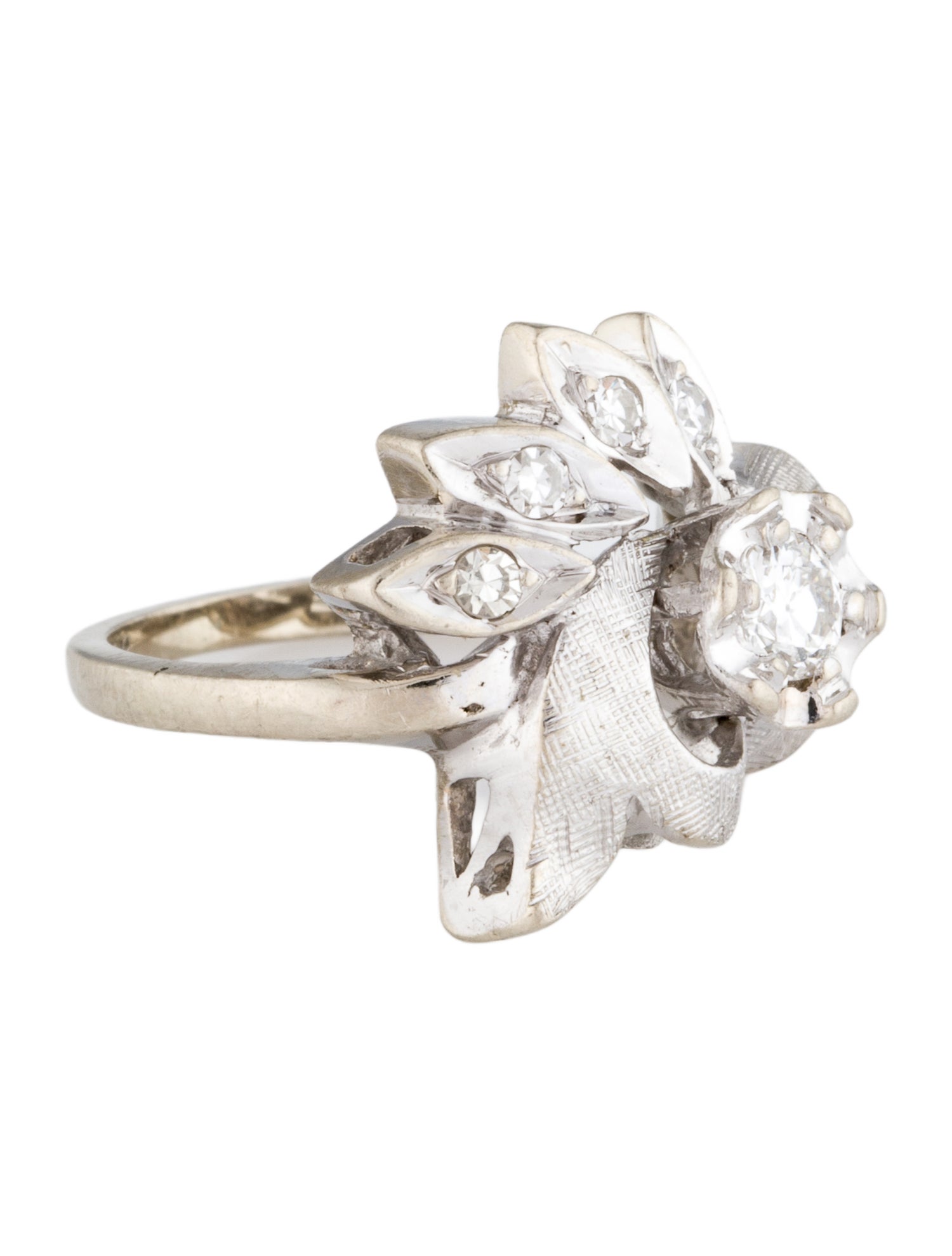 Ring Vintage 14K Diamond Cocktail