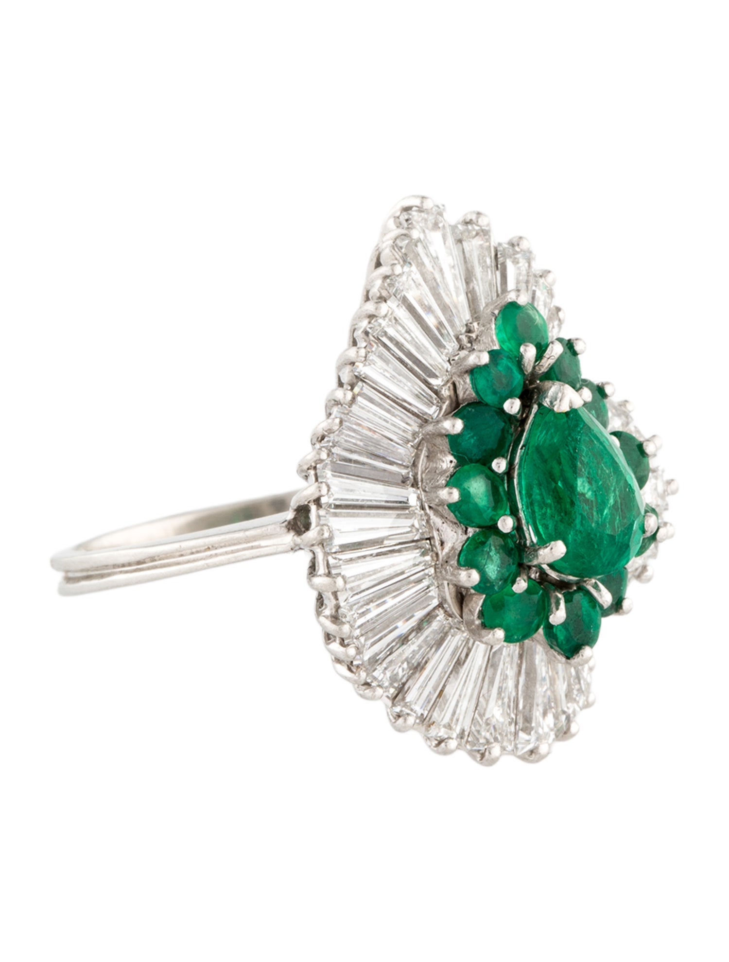 Ring Platinum 1.33ctw Emerald & Diamond Cocktail Ring