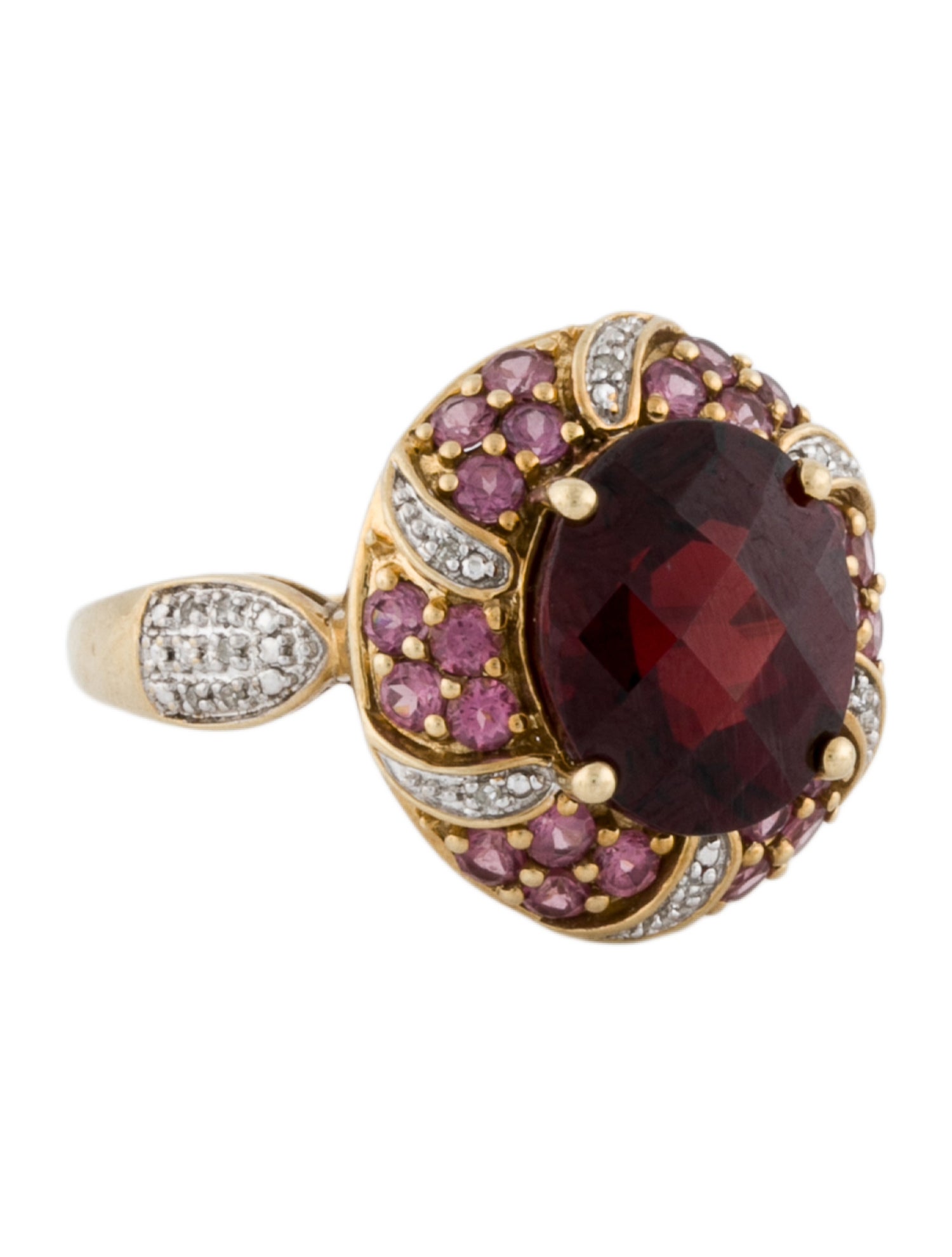 Ring 10K Garnet & Diamond Cocktail
