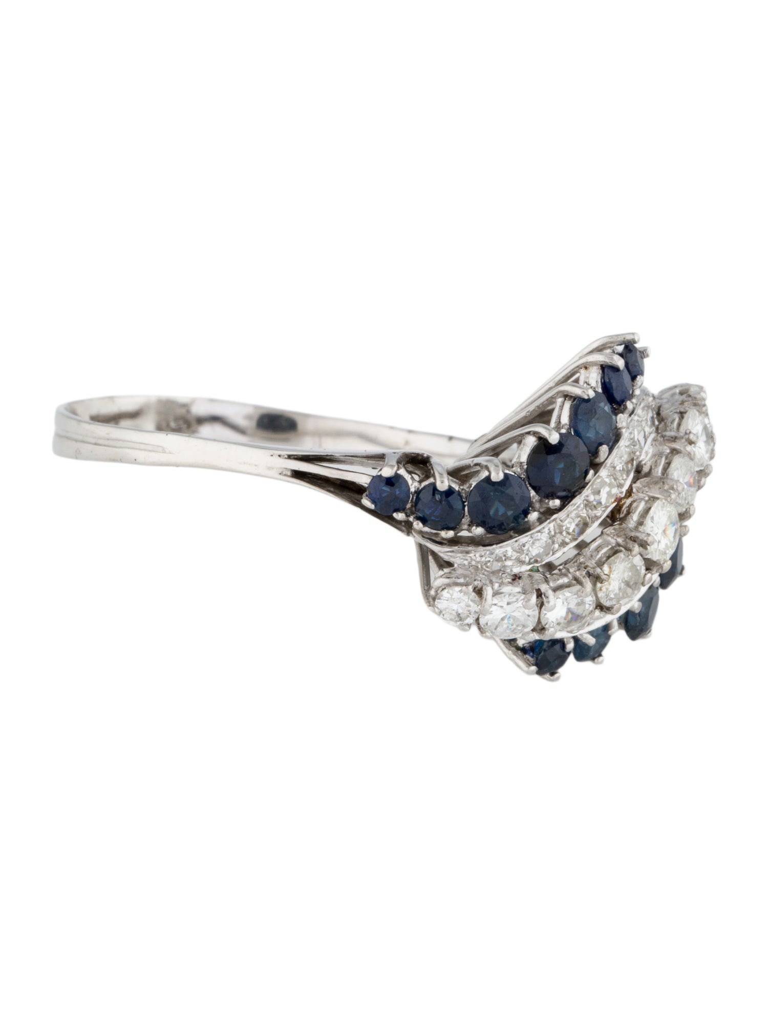 Ring 18K 1.08ctw Sapphire & Diamond Cocktail Ring